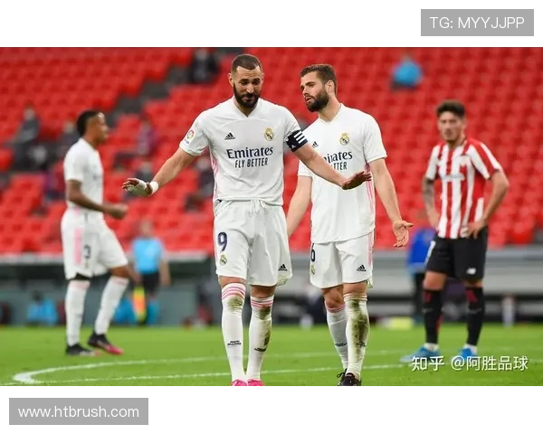 皇家马德里vs比利亚雷亚尔全场数据：射门数11-12，射正数2-1